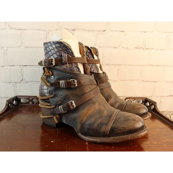 Freebird by Steven Shoes - RARE COLOR - Crue Freebird By Steven